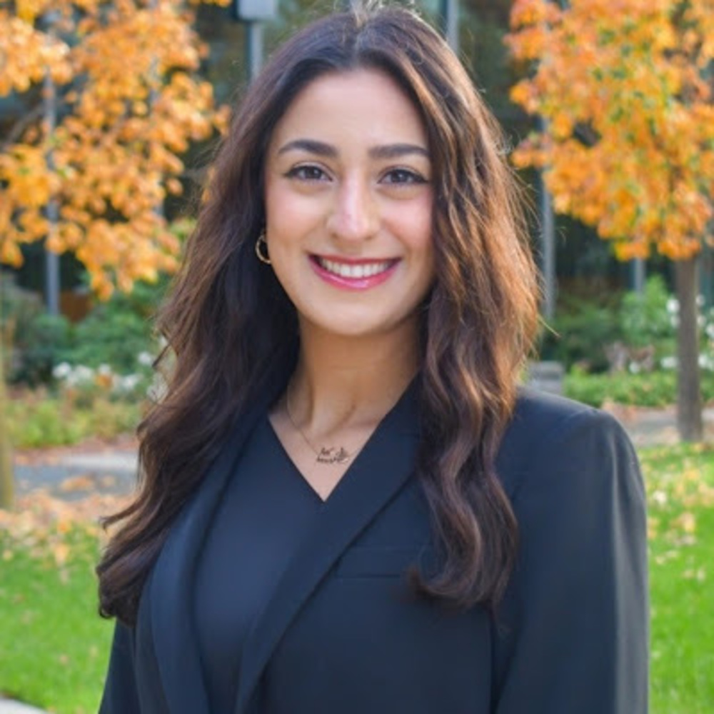 Meet your Posher, Vanessa
